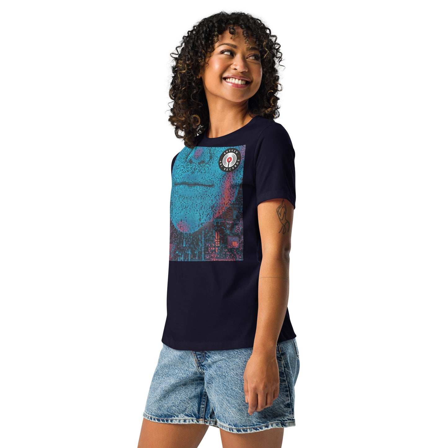 Women's Relaxed BAR T-Shirt